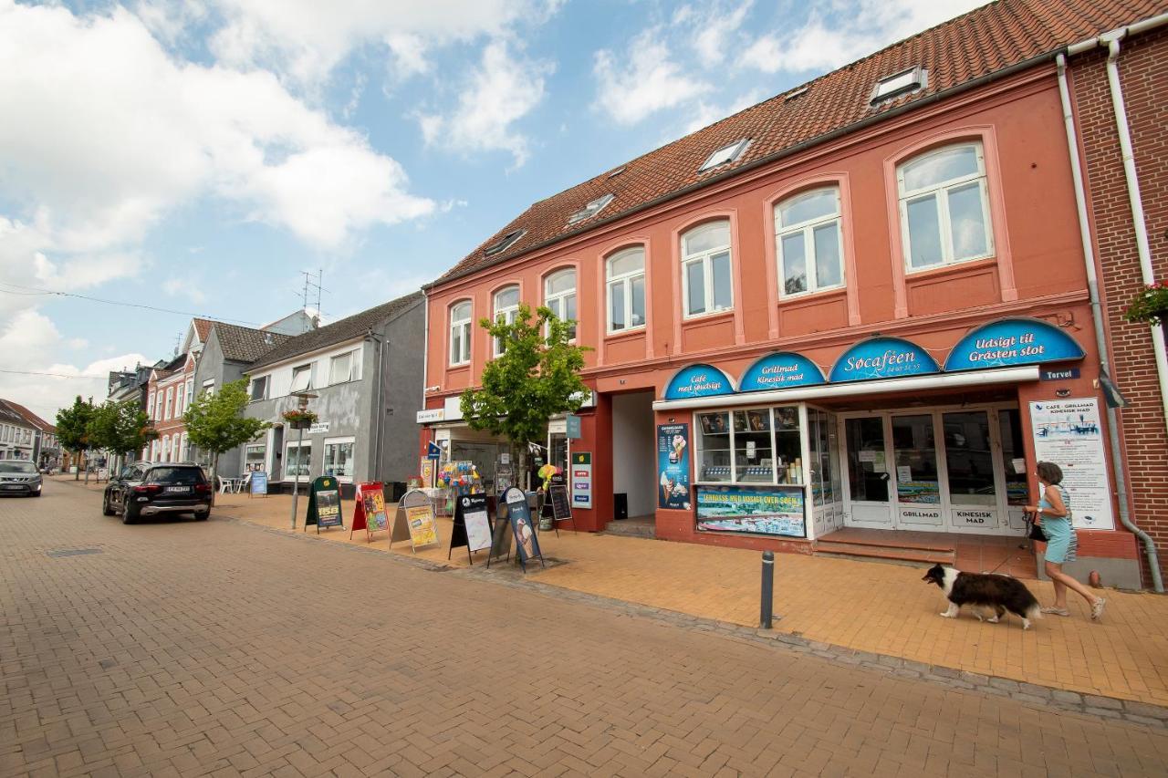 Det Gamle Radhus Hotel Gråsten Exterior photo